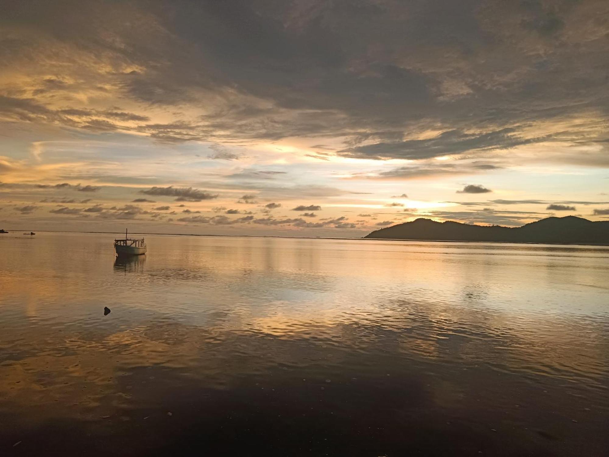 Navni Beach View Stay Gokarna  Bagian luar foto