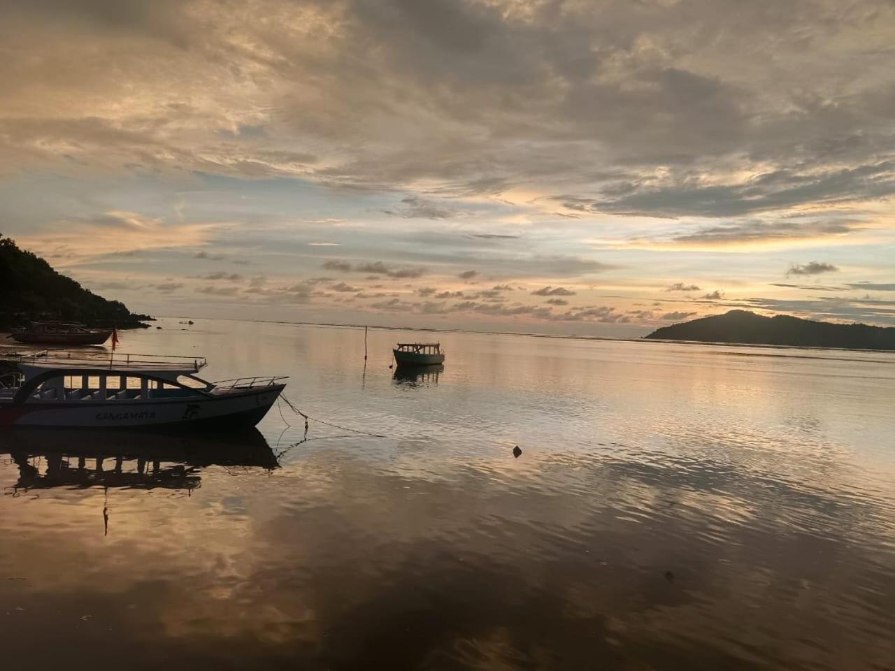 Navni Beach View Stay Gokarna  Bagian luar foto